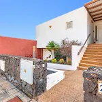 Βίλα Papagayo Faro By