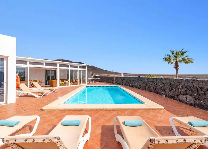 וילה Papagayo Faro By