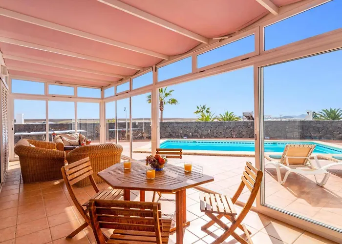 Villa Papagayo Faro By *